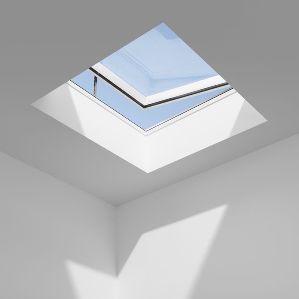 VELUX White Electric Glass Flat Roof Window l CVU l Theroofwindowstore ...